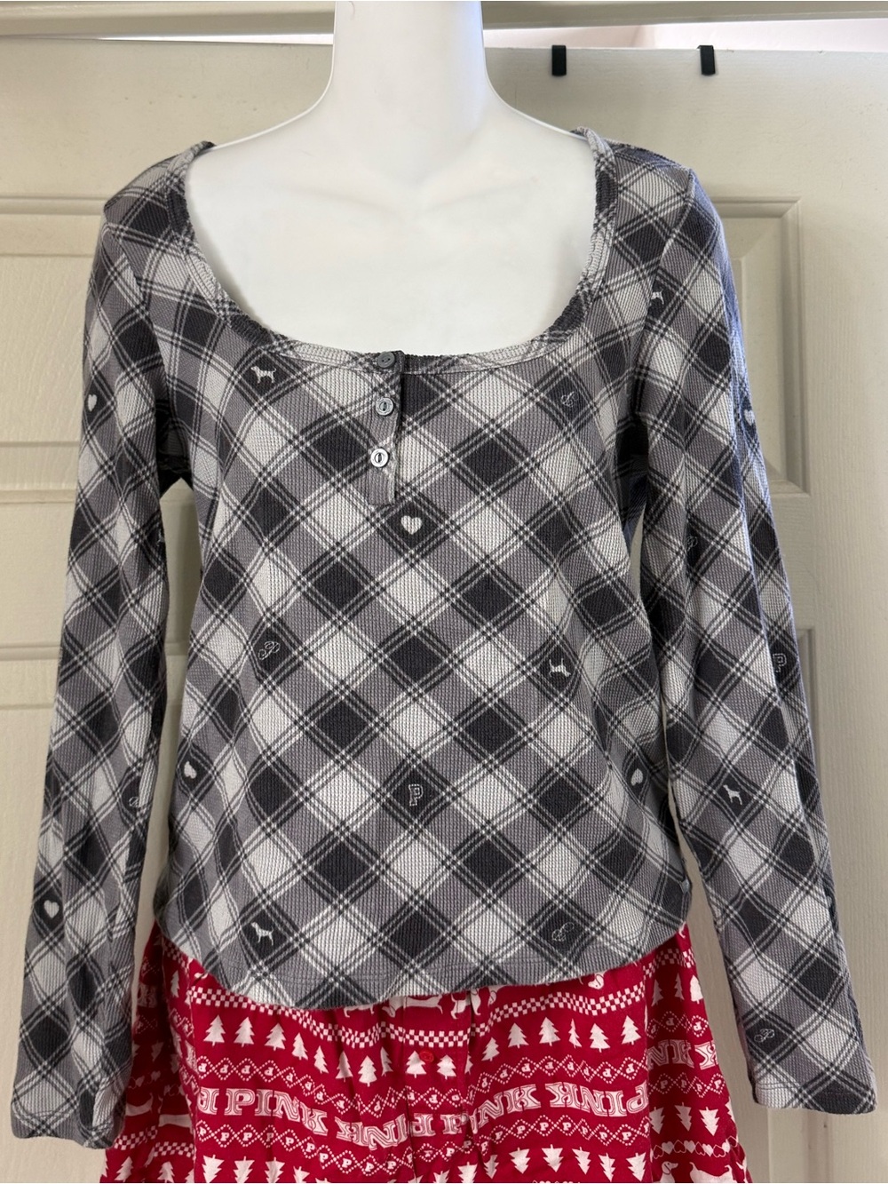 PINK Plaid Scoop-Neck Long Sleeve Top